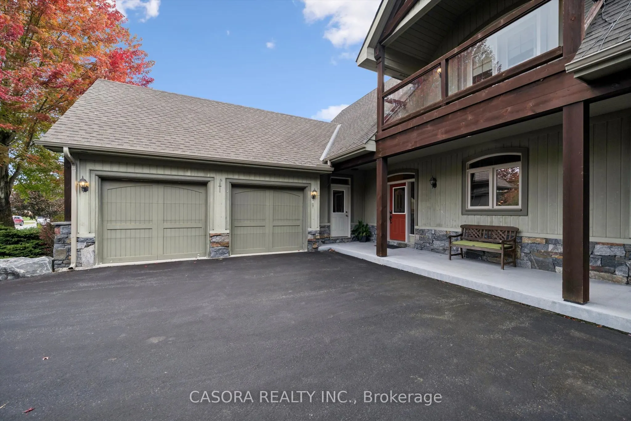 15 Breakwater Court