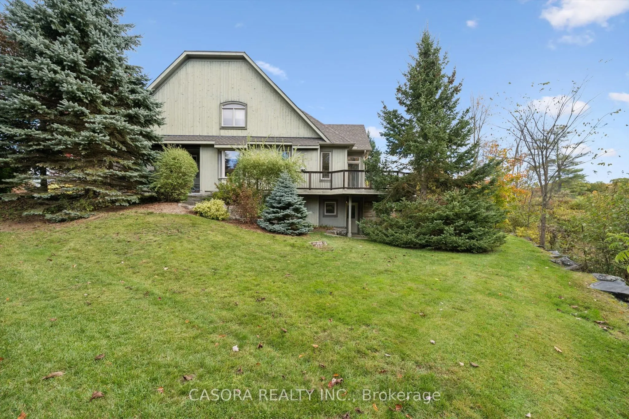 15 Breakwater Court