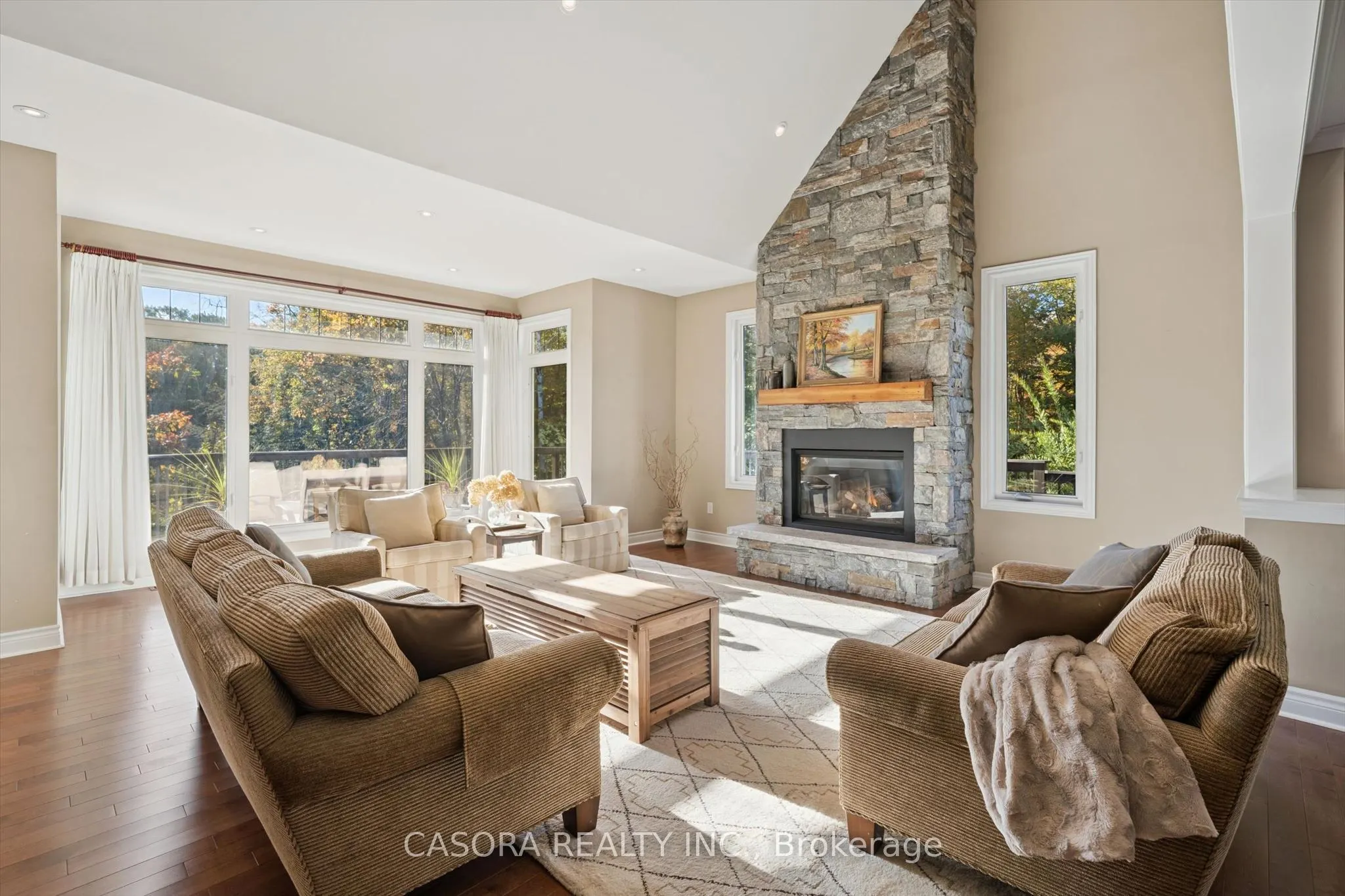 15 Breakwater Court
