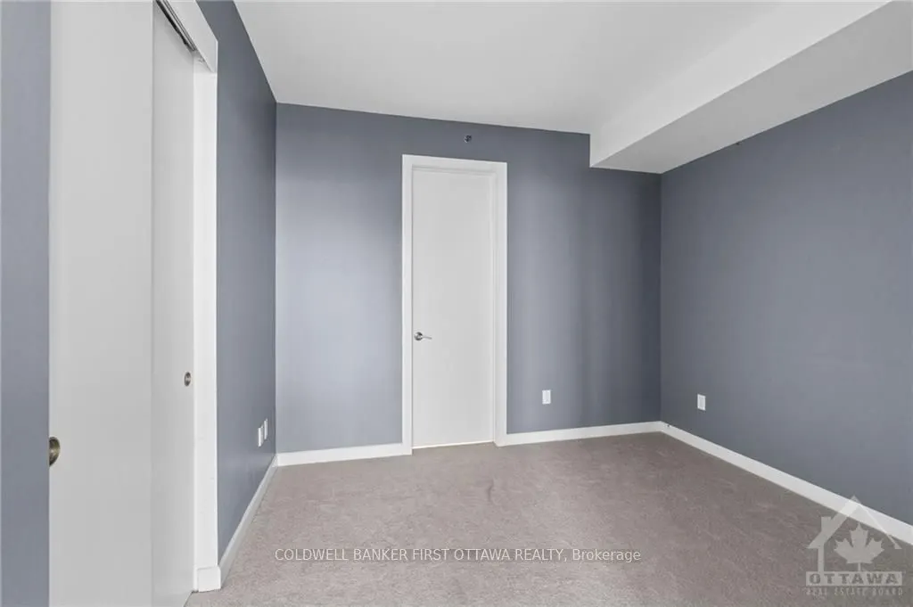 300 LISGAR Street #907