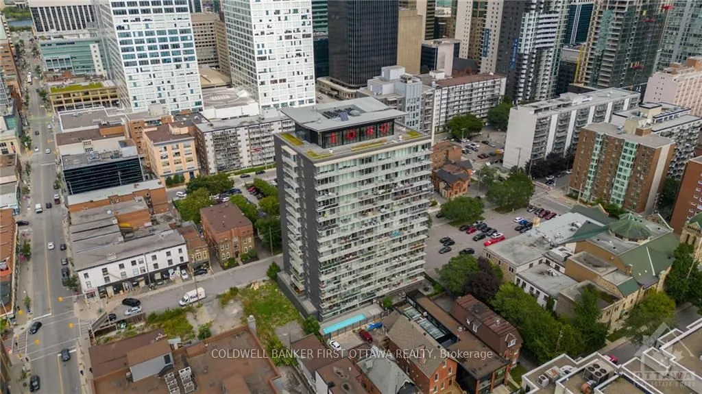 300 LISGAR Street #907