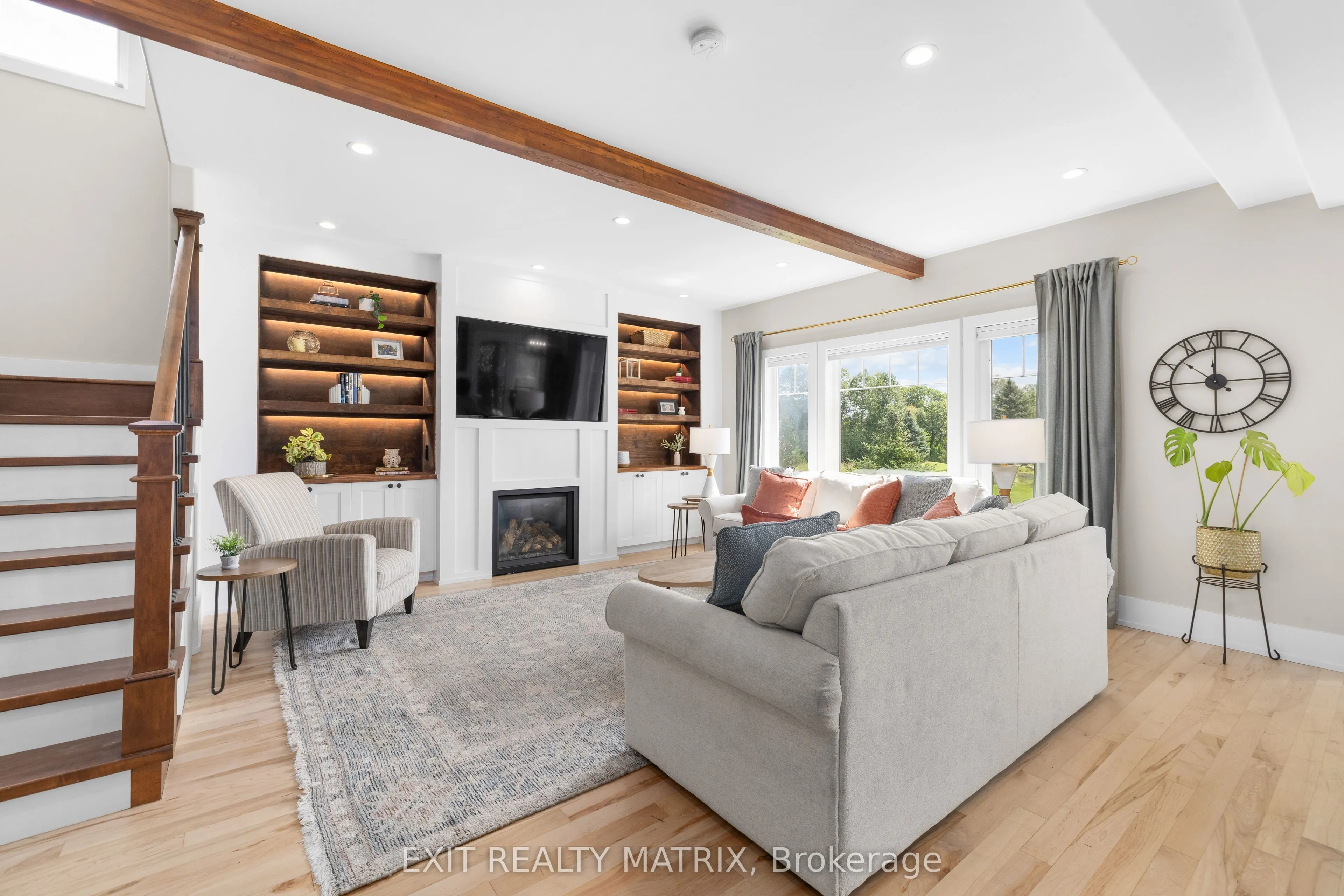123 Muirfield Court