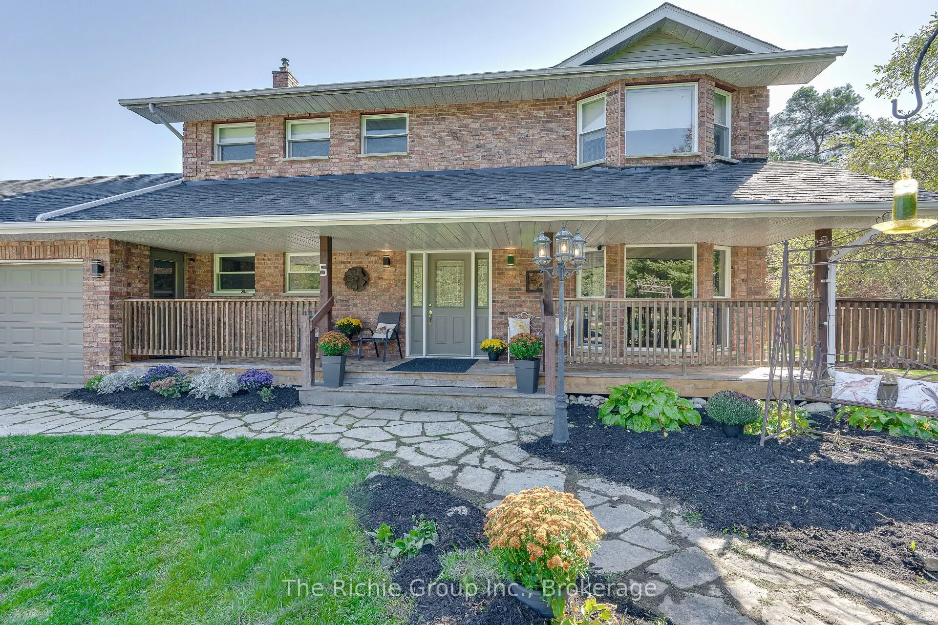 5 Shell Crescent