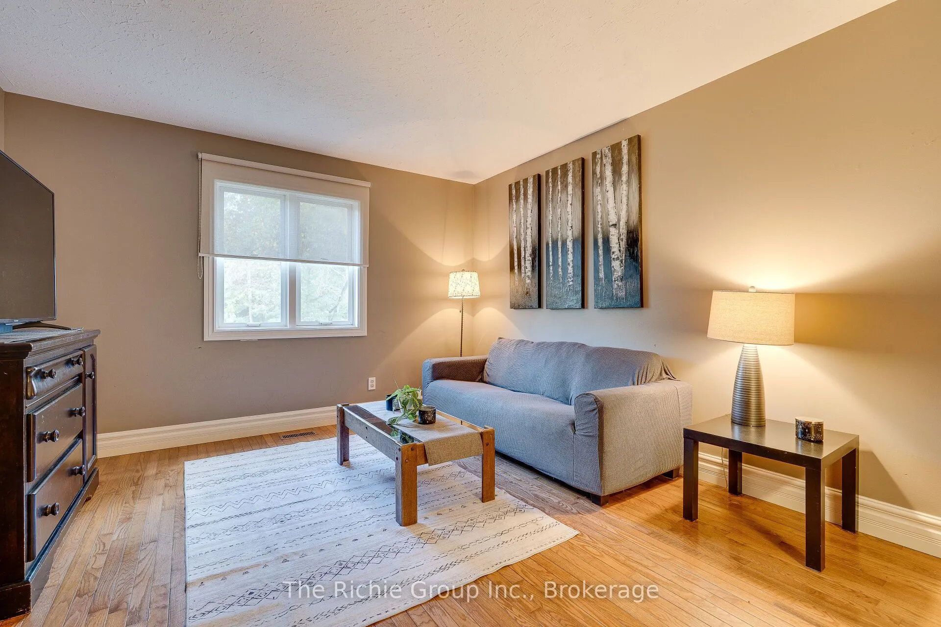 5 Shell Crescent