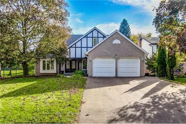 22 Daffodil Crescent