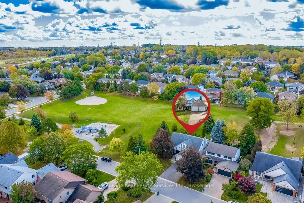 22 Daffodil Crescent