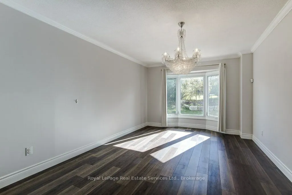22 Daffodil Crescent