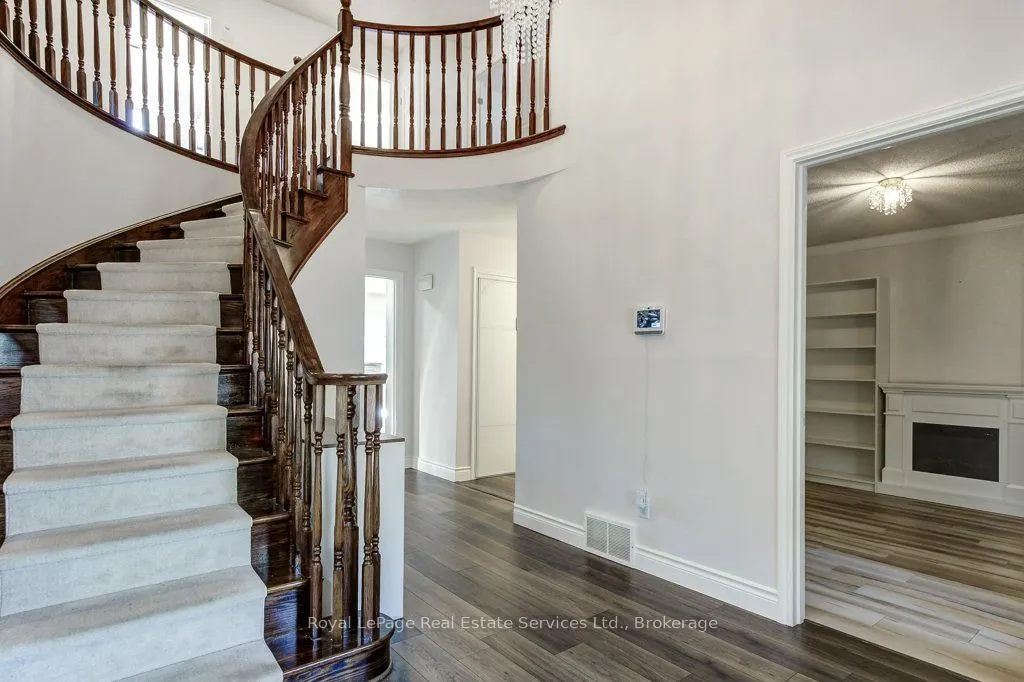 22 Daffodil Crescent