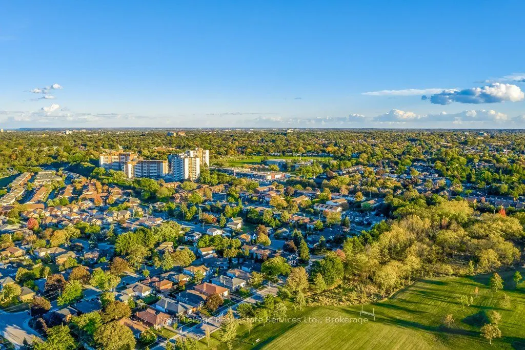 22 Daffodil Crescent