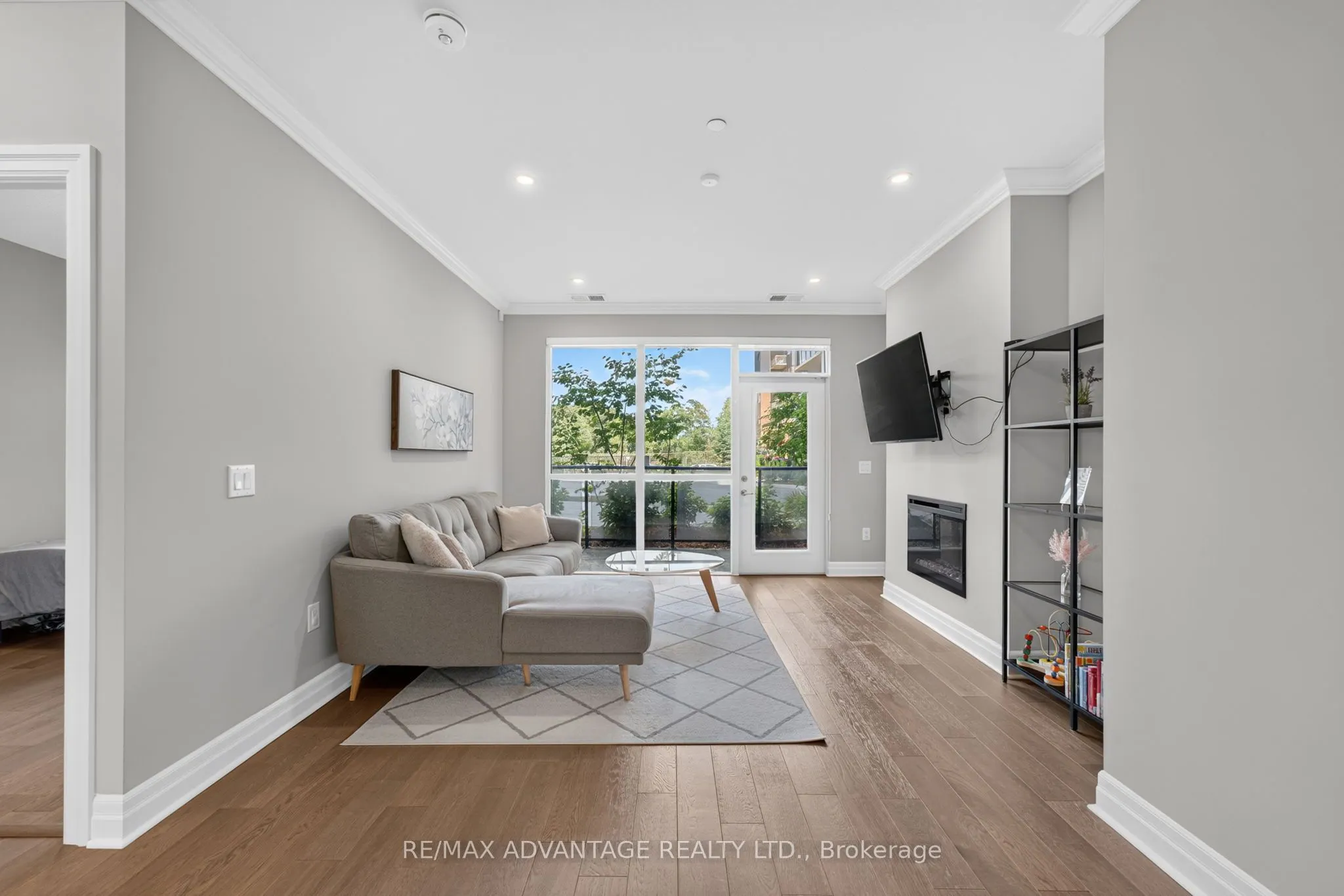 1200 Commissioners Road W #118