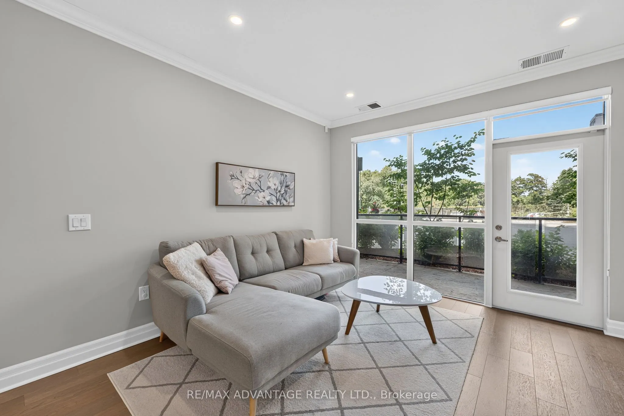 1200 Commissioners Road W #118