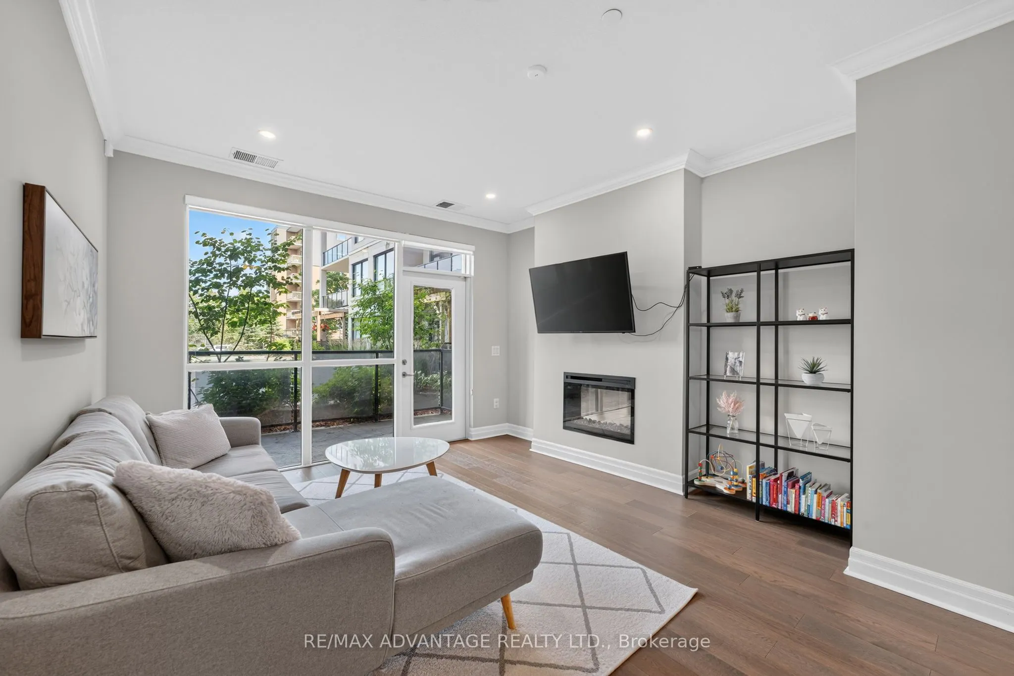 1200 Commissioners Road W #118