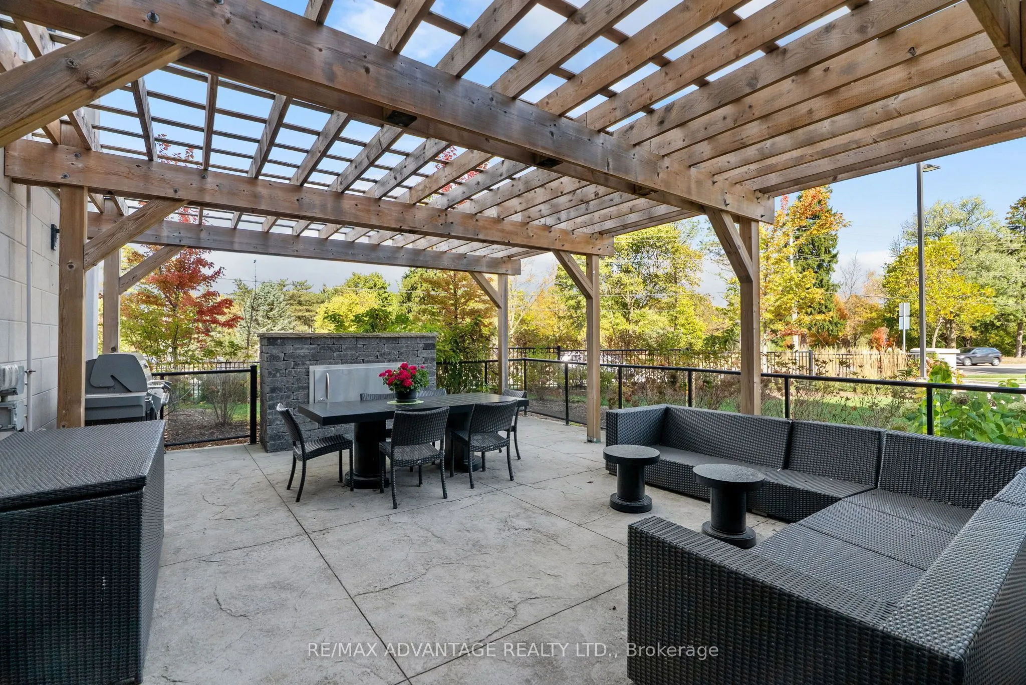 1200 Commissioners Road W #118