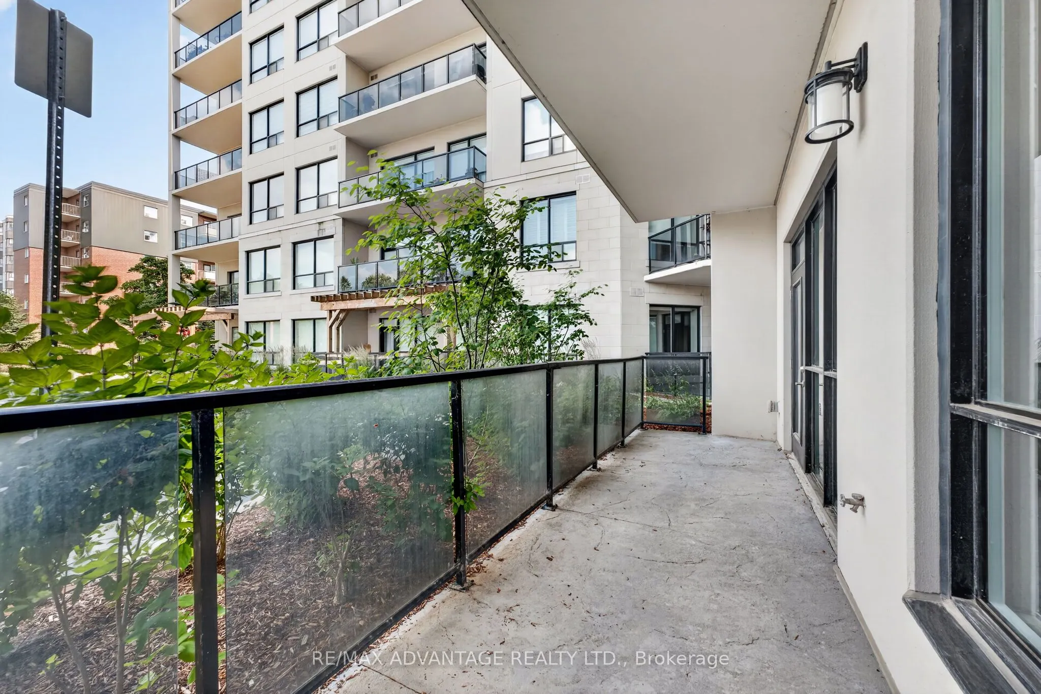 1200 Commissioners Road W #118