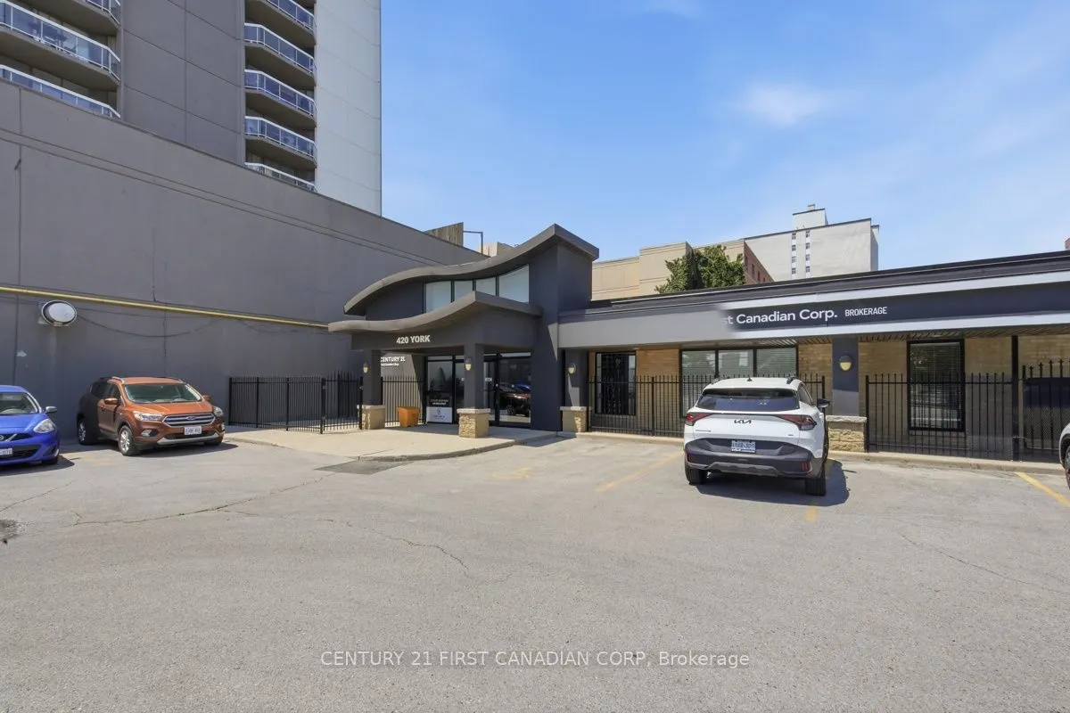 420 York Street