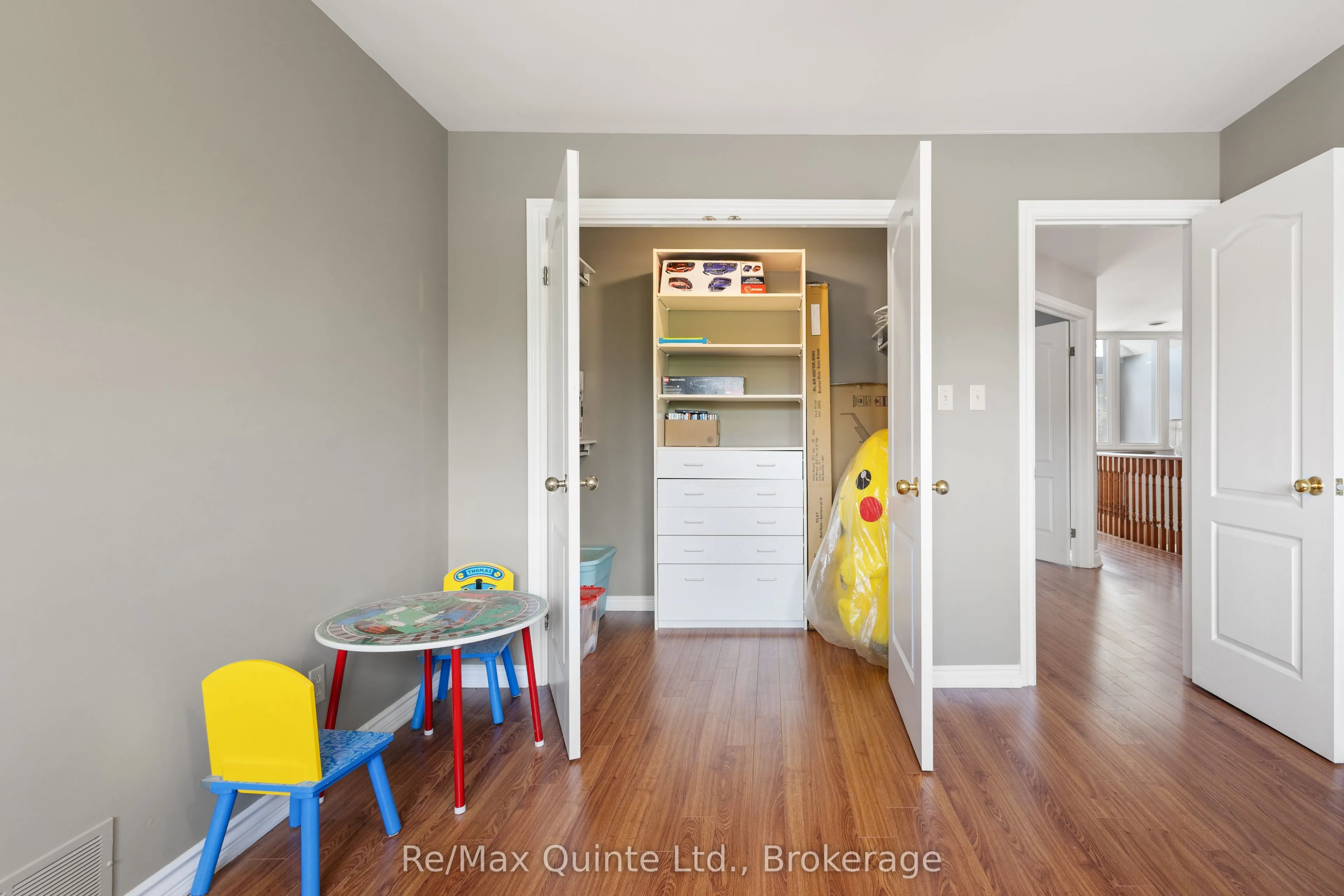 17 Applewood Court