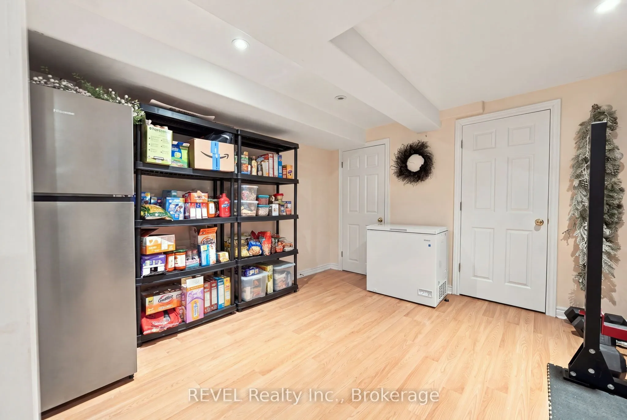 3370 Cardinal Drive