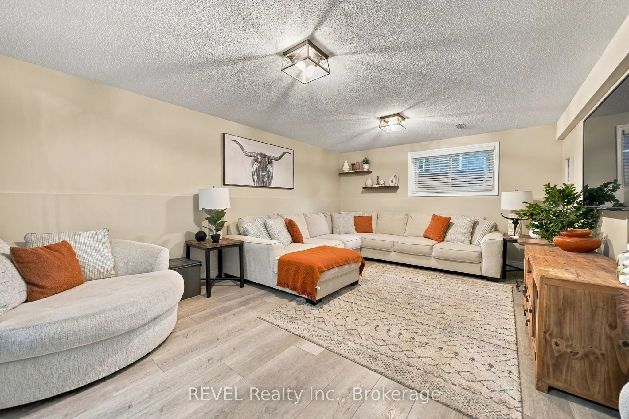 3370 Cardinal Drive