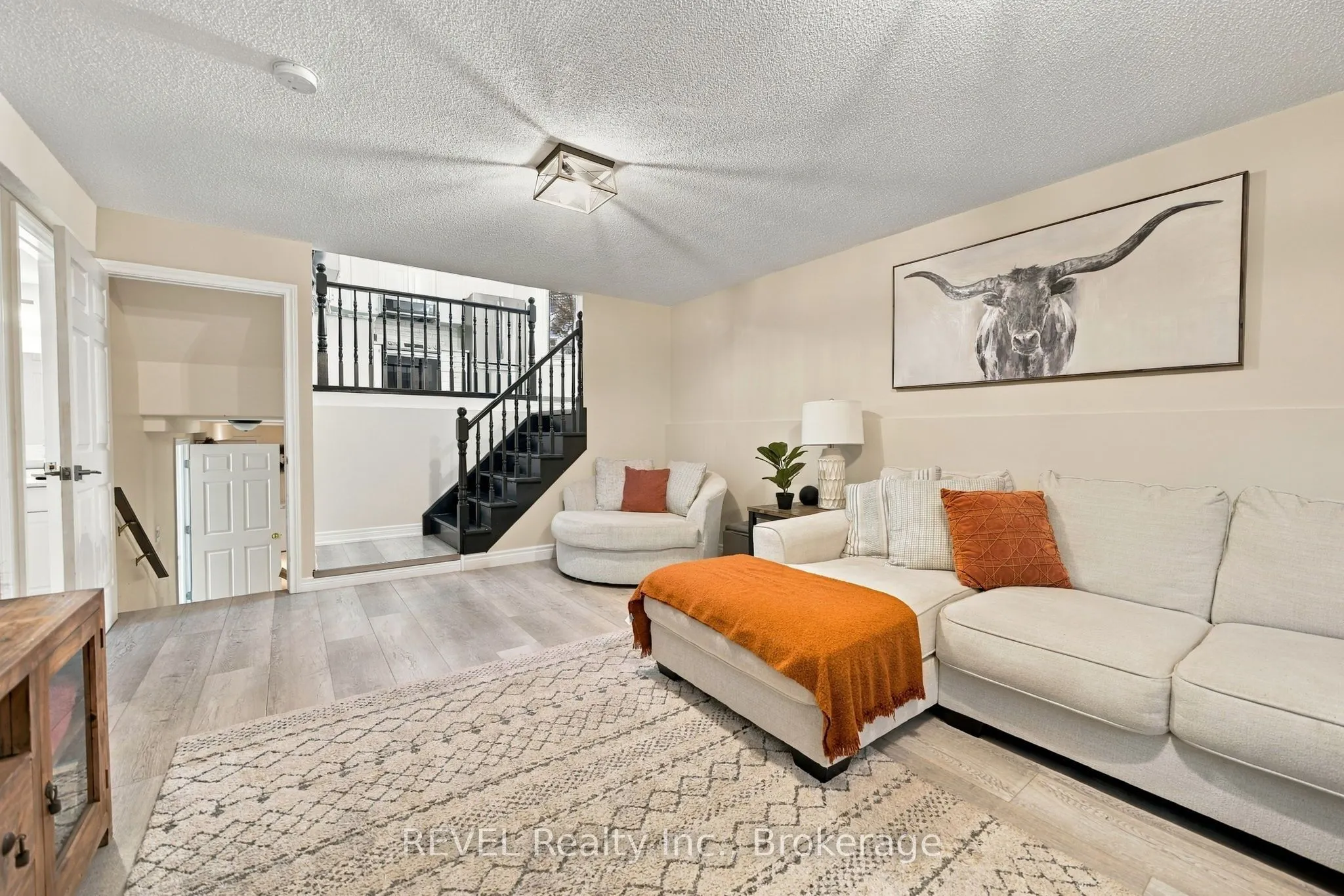 3370 Cardinal Drive