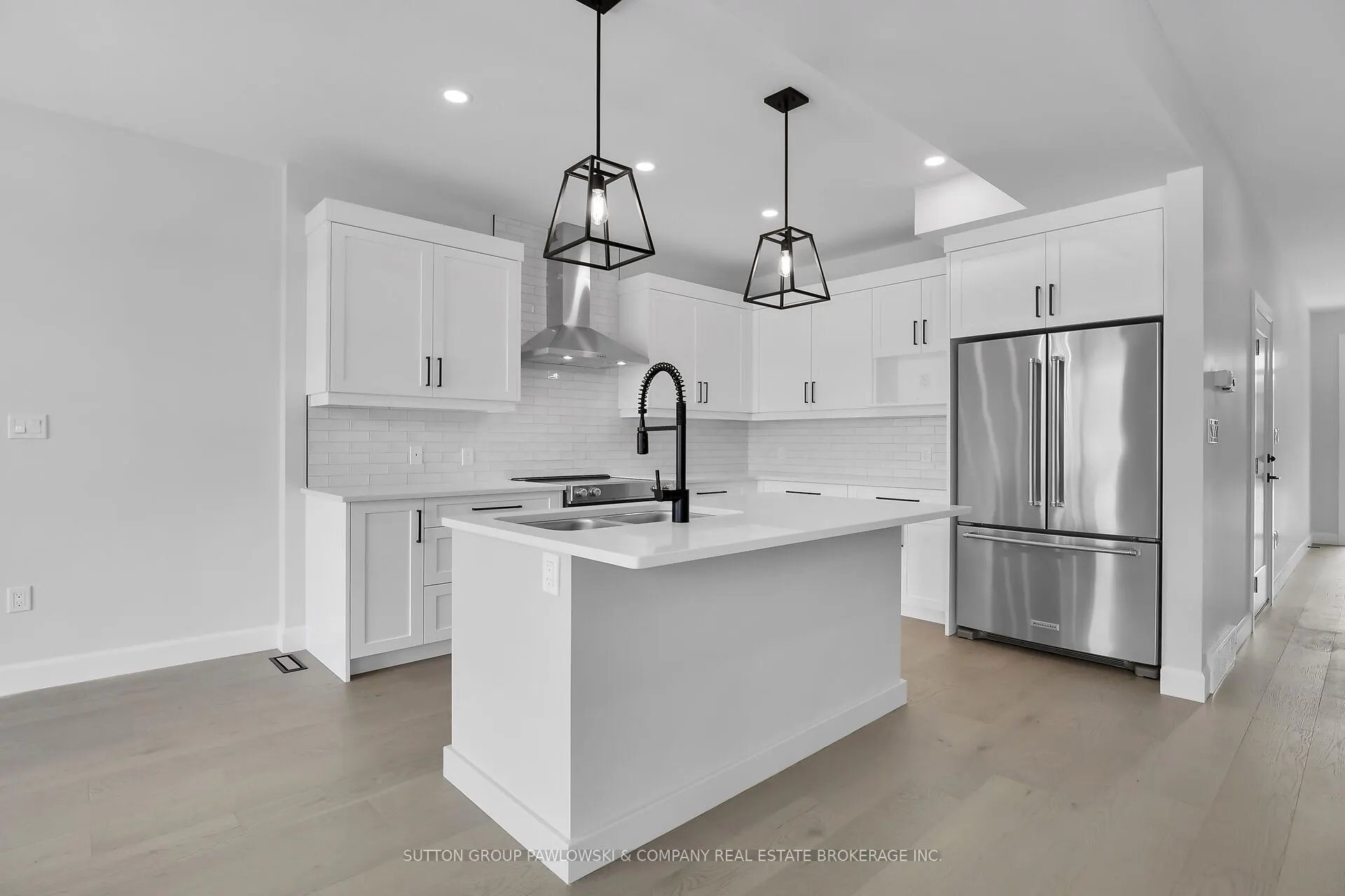 414 Old Wonderland Road #5