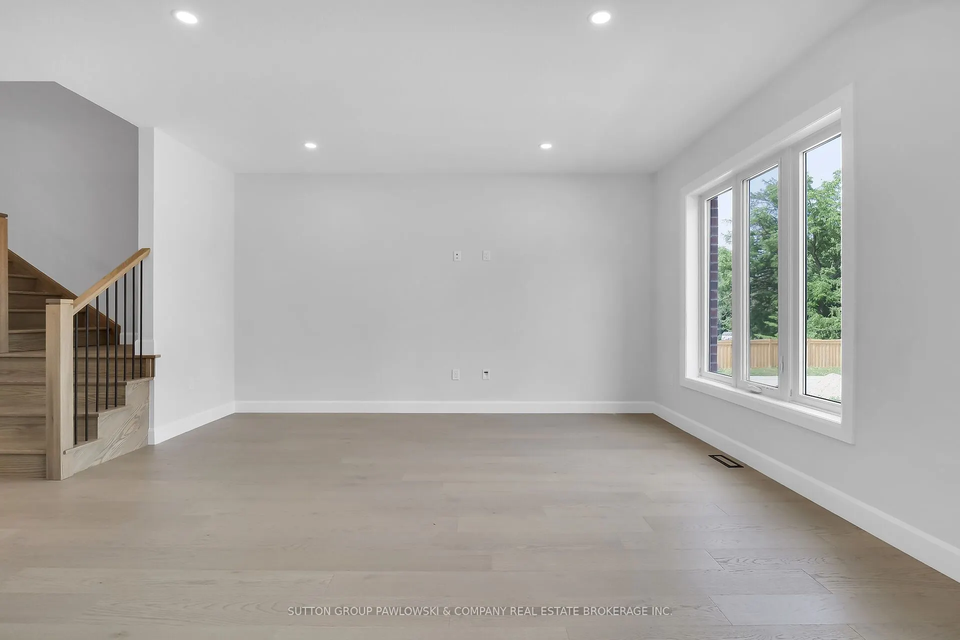 414 Old Wonderland Road #5