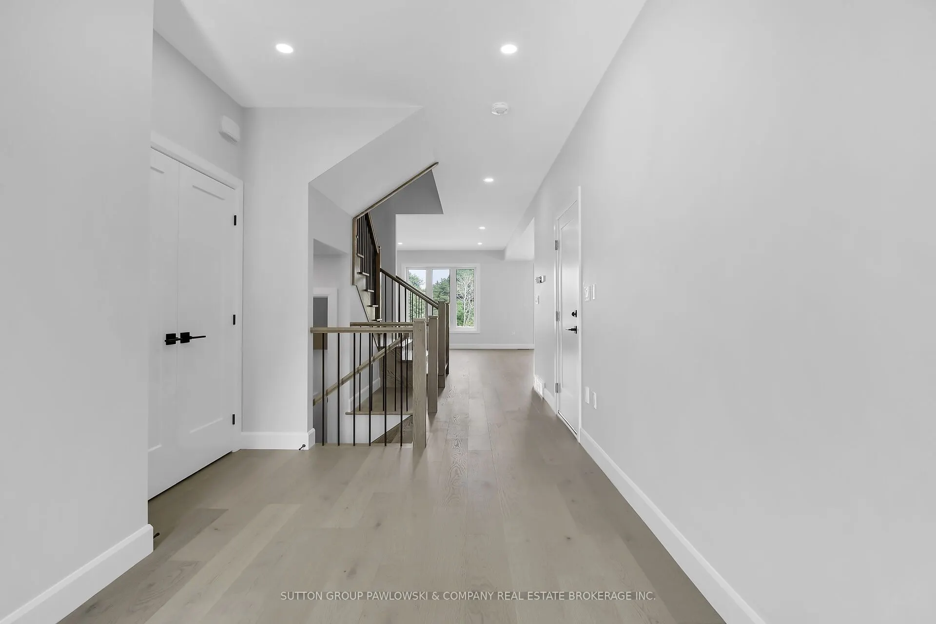 414 Old Wonderland Road #5