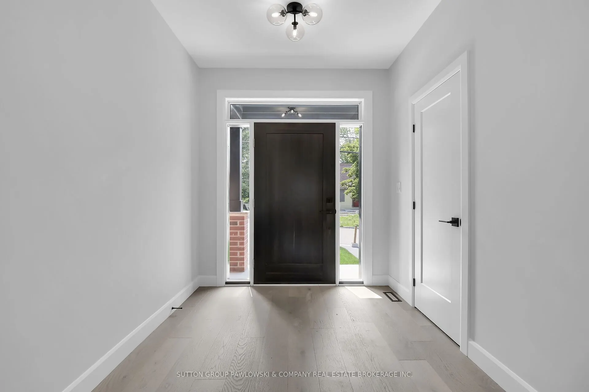 414 Old Wonderland Road #5