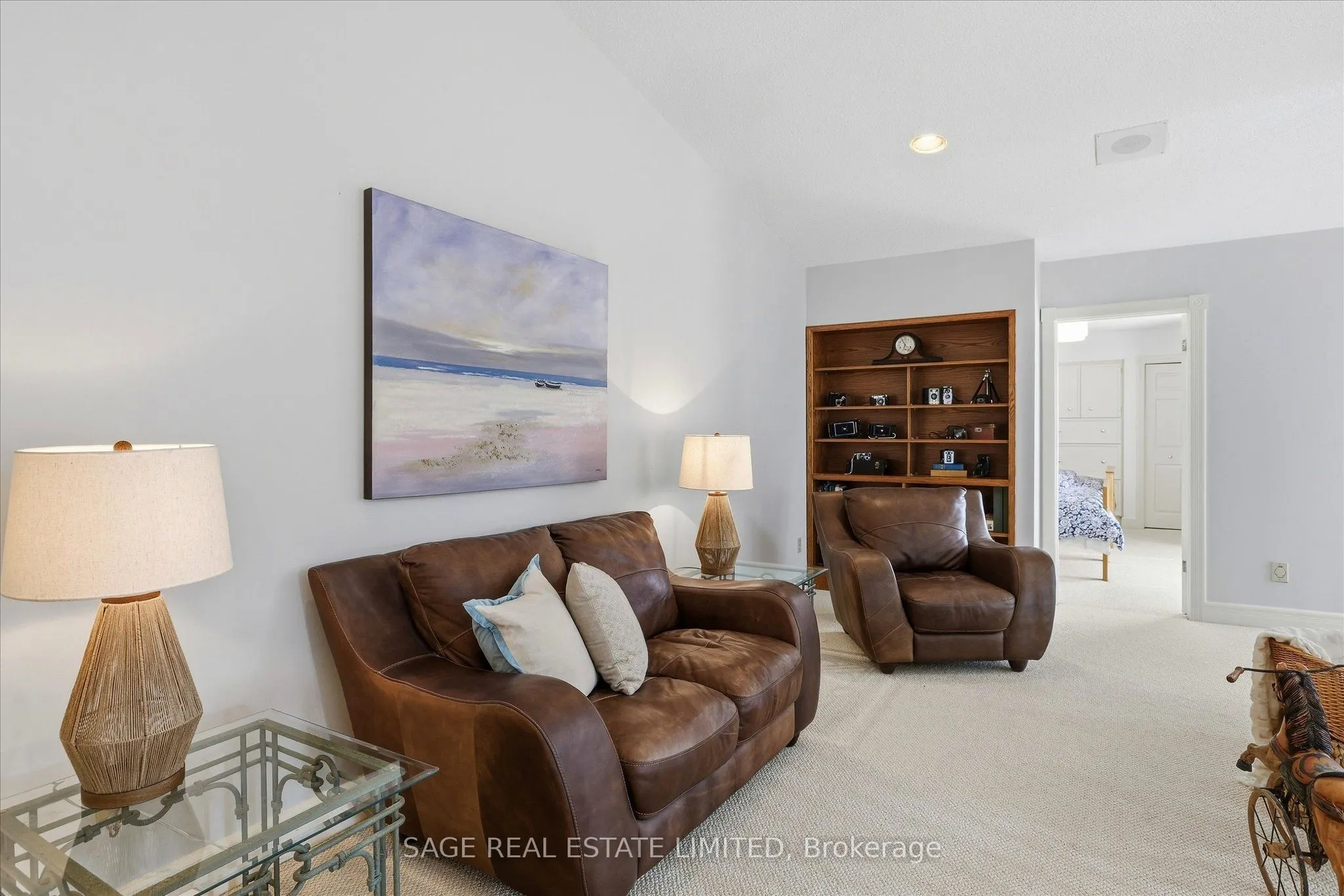 1 Sherwood Street #401