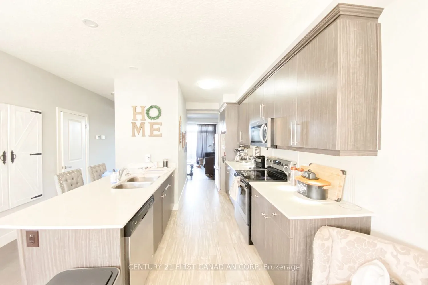 2070 Meadowgate Boulevard #100