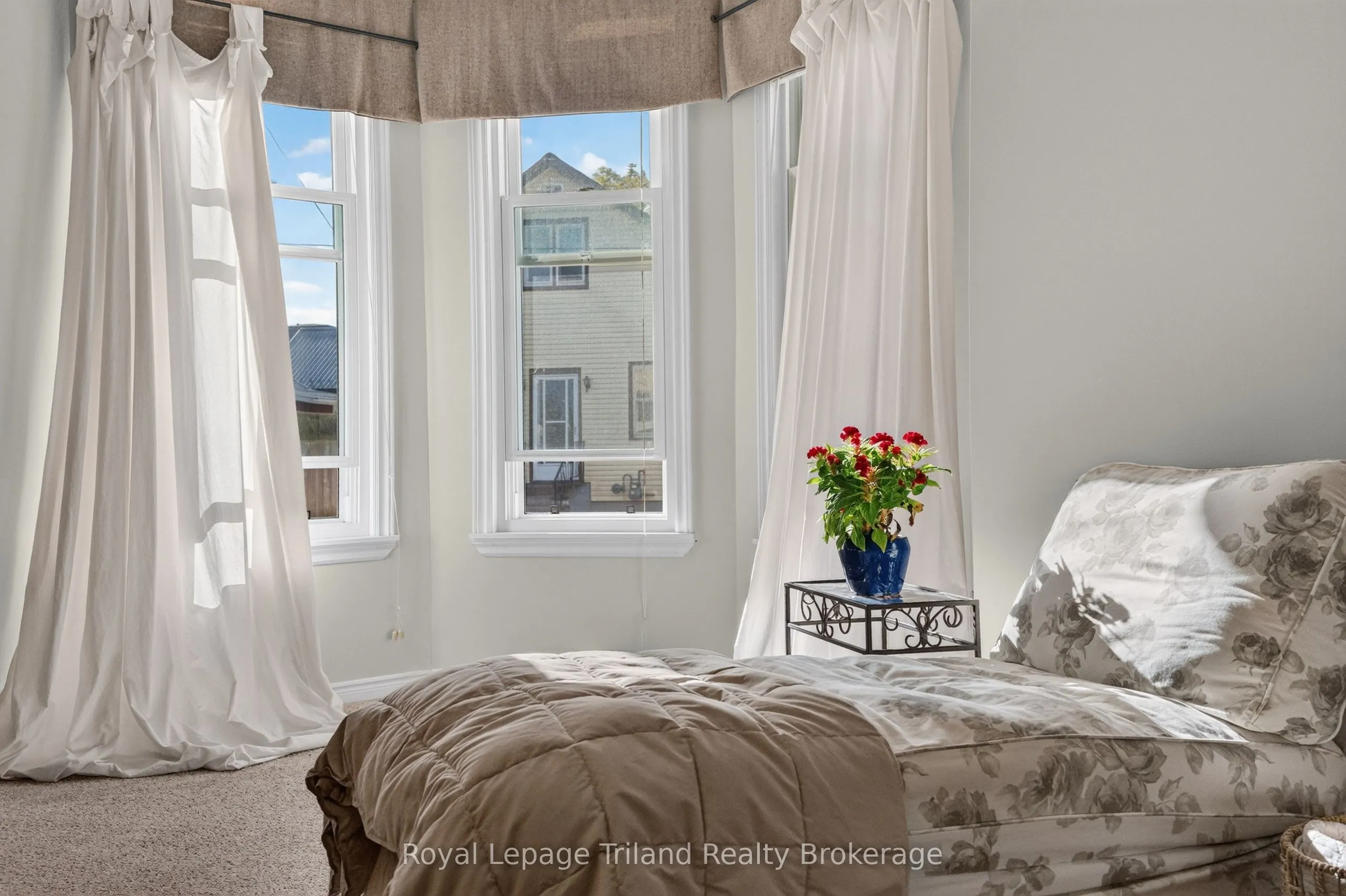 14 Elgin Street W