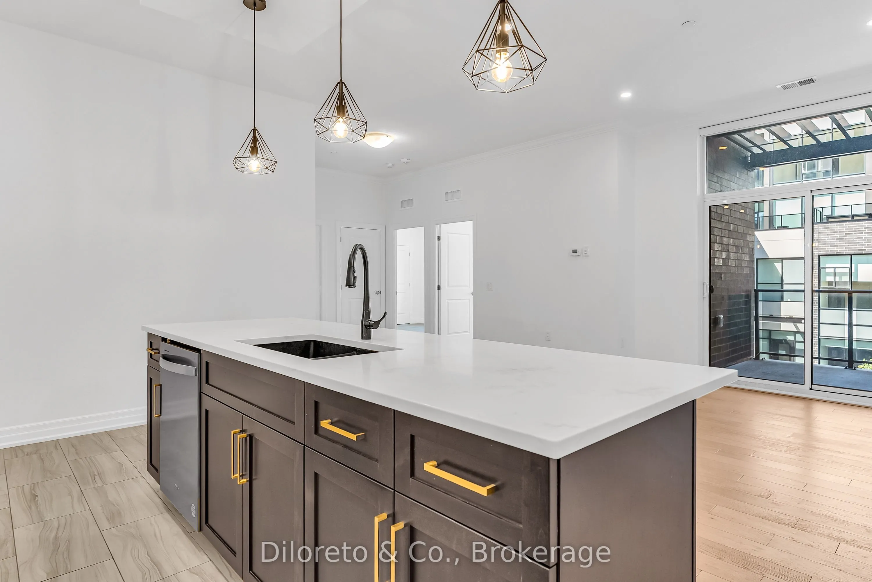 1880 GORDON Street #214