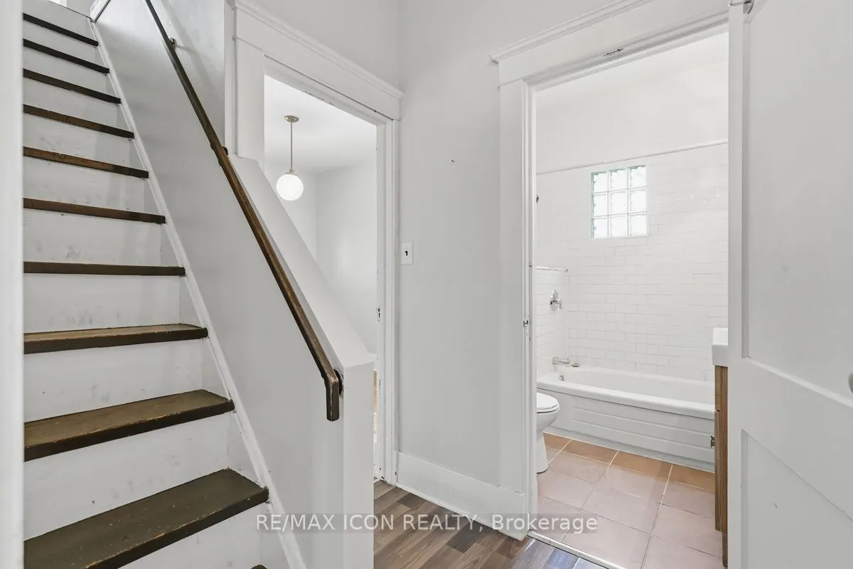 31 Mount Pleasant Avenue