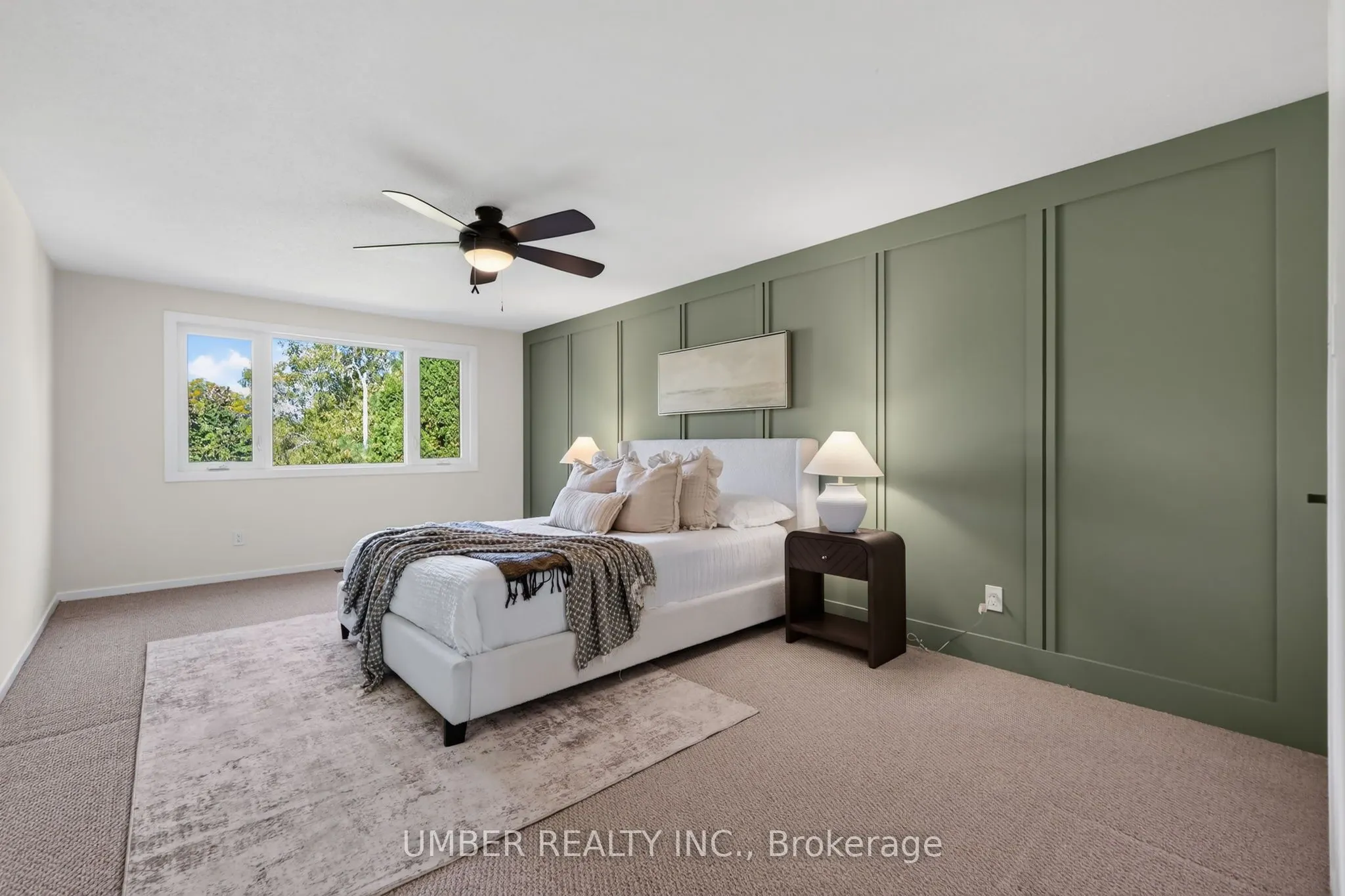 120 Hawk Crescent