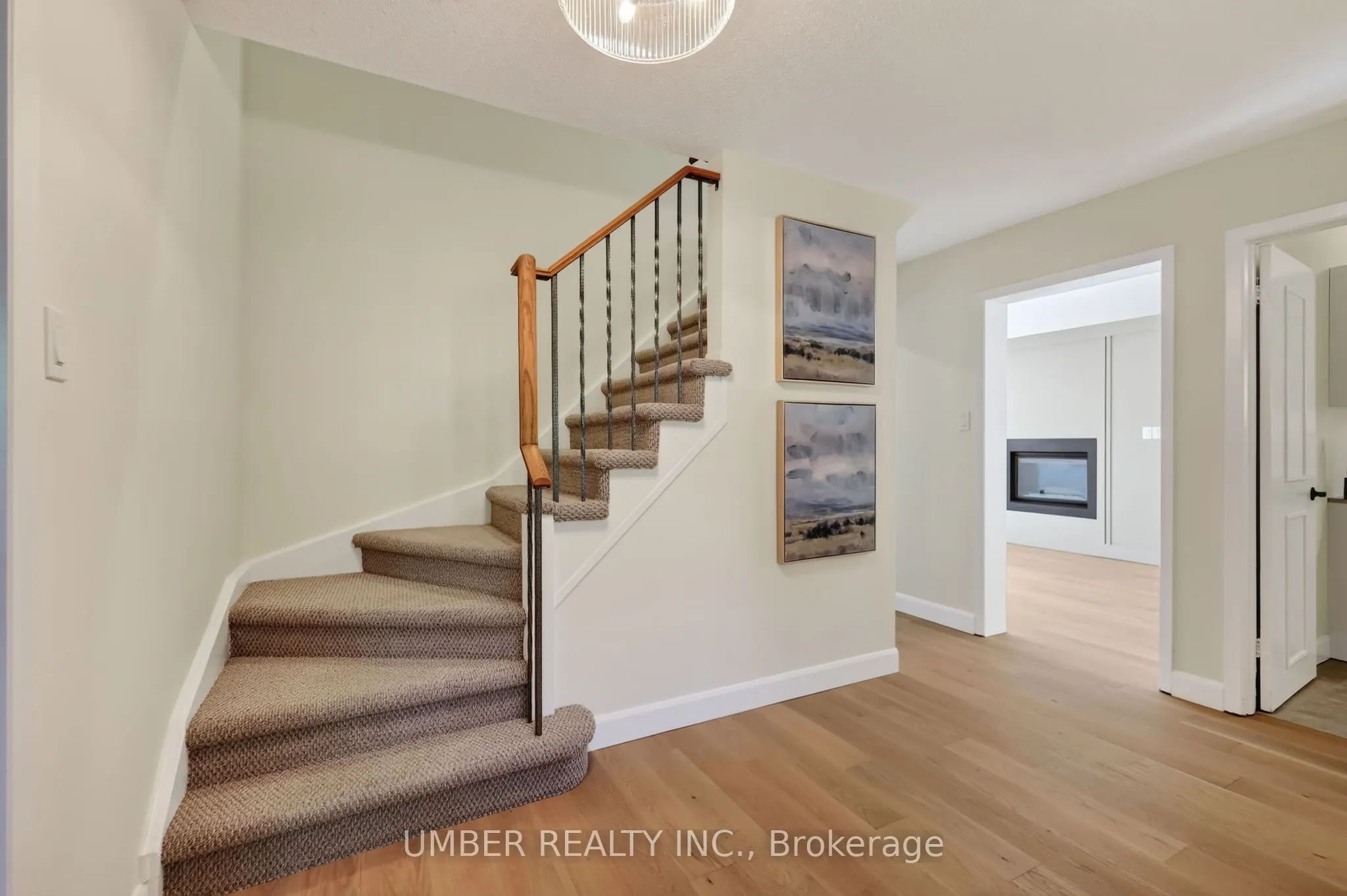 120 Hawk Crescent
