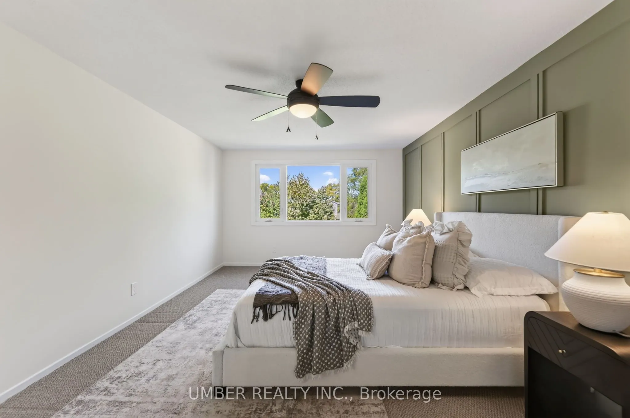 120 Hawk Crescent
