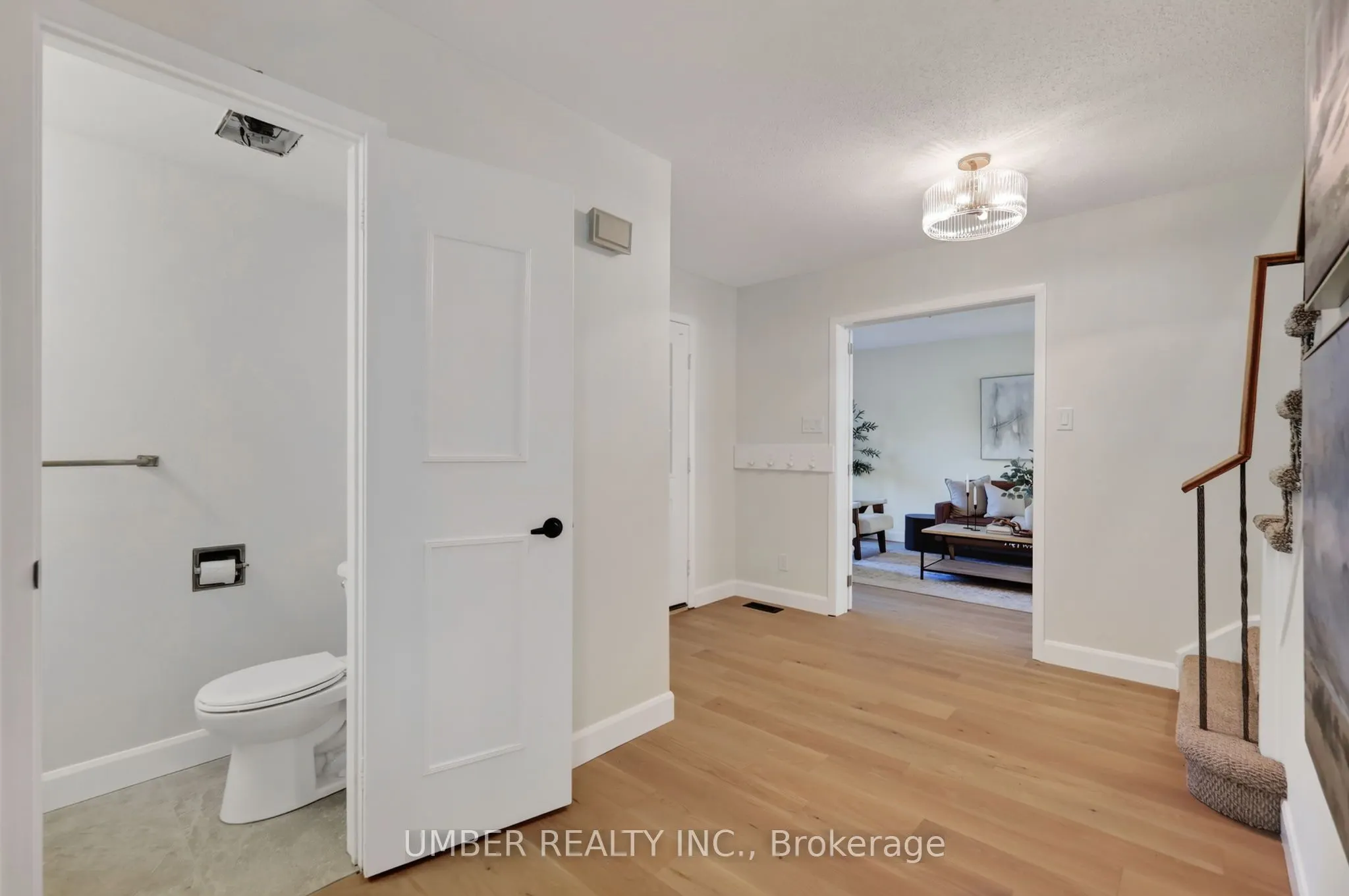 120 Hawk Crescent