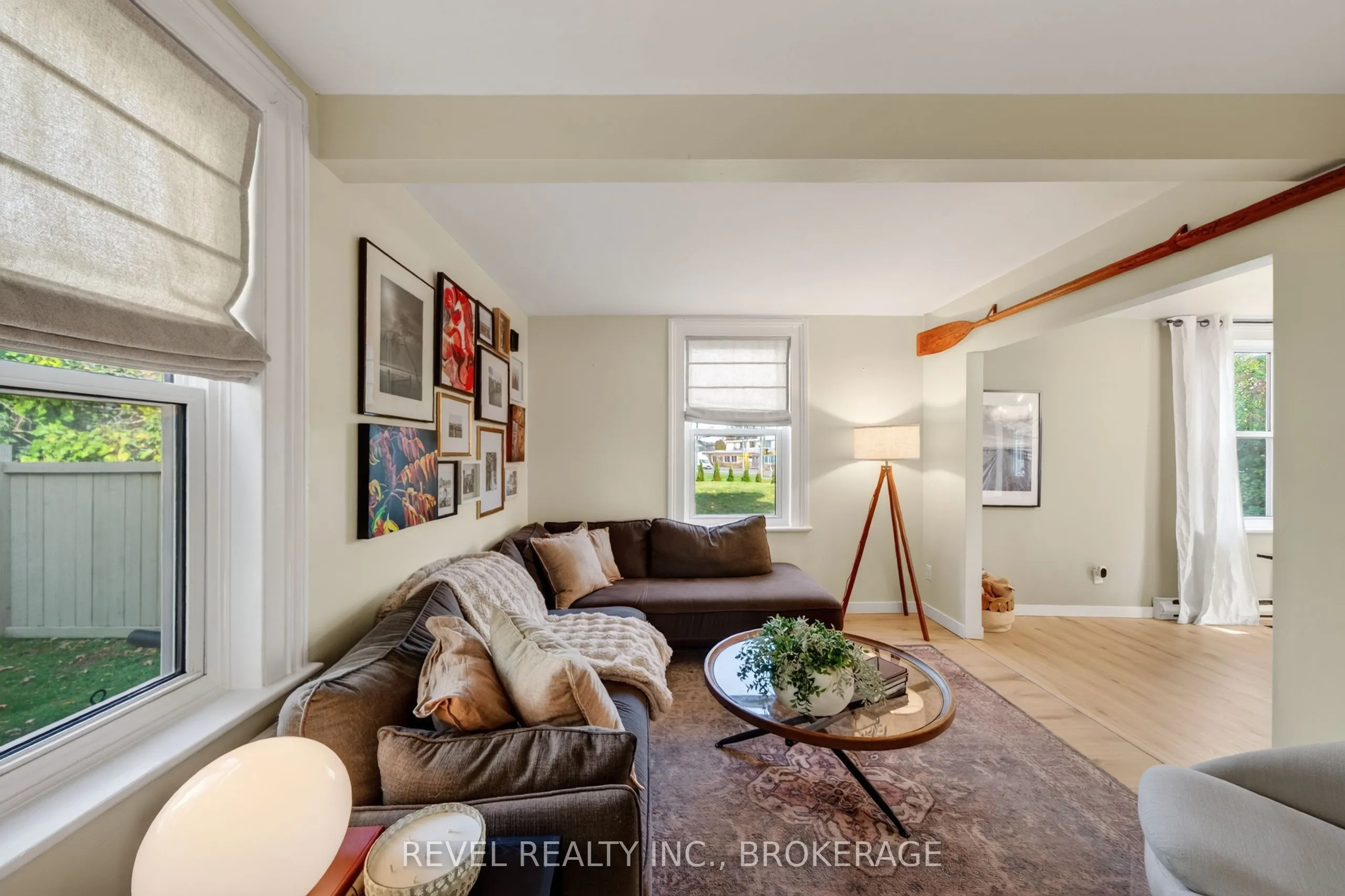 637 Collins Bay Road