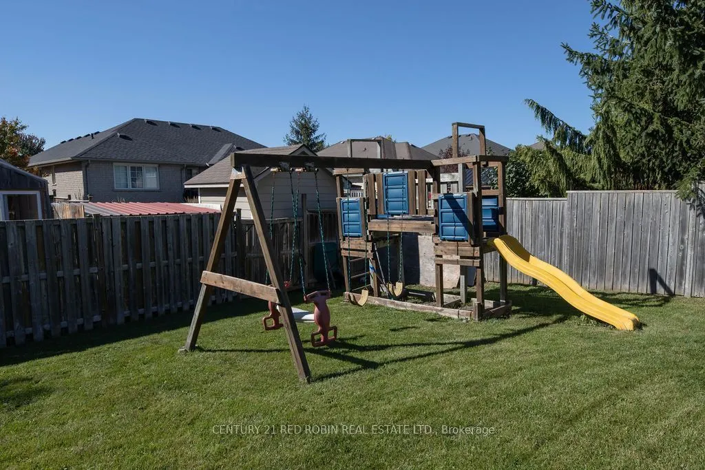 516 Harris Circle