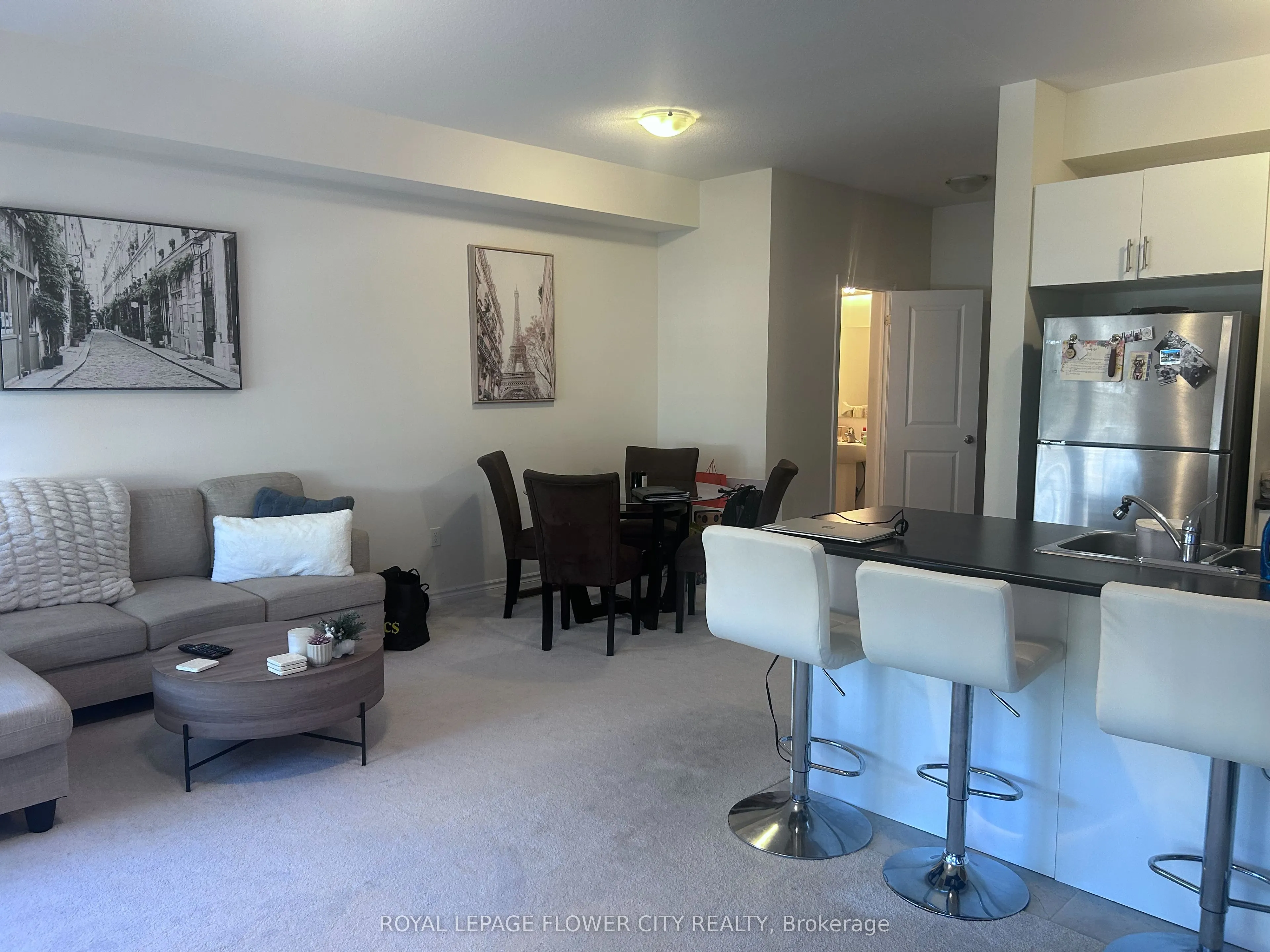 88 De Corso Drive #11