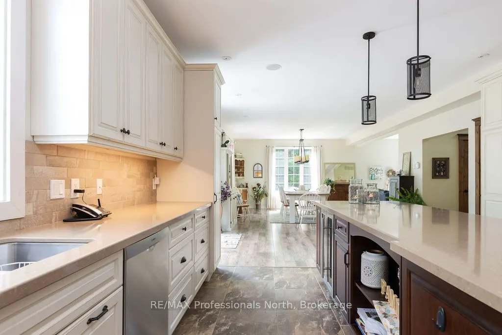 427 Skyhills Road