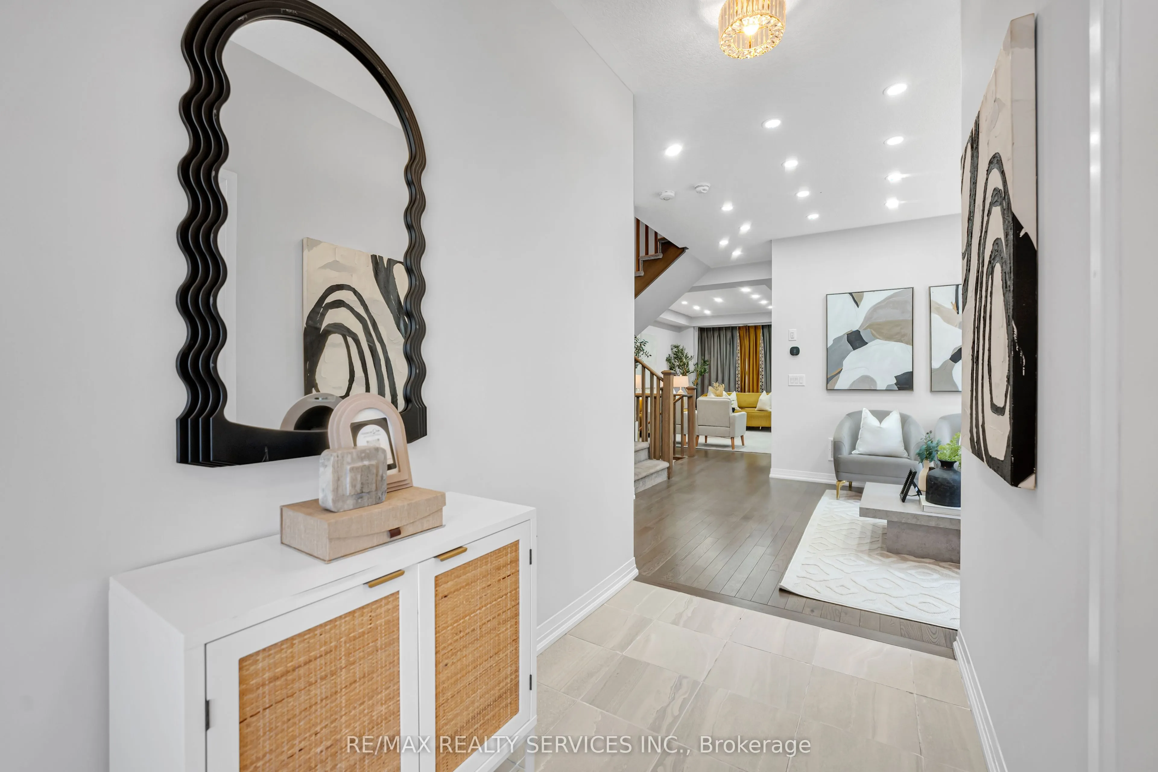 13 STEADMAN Street