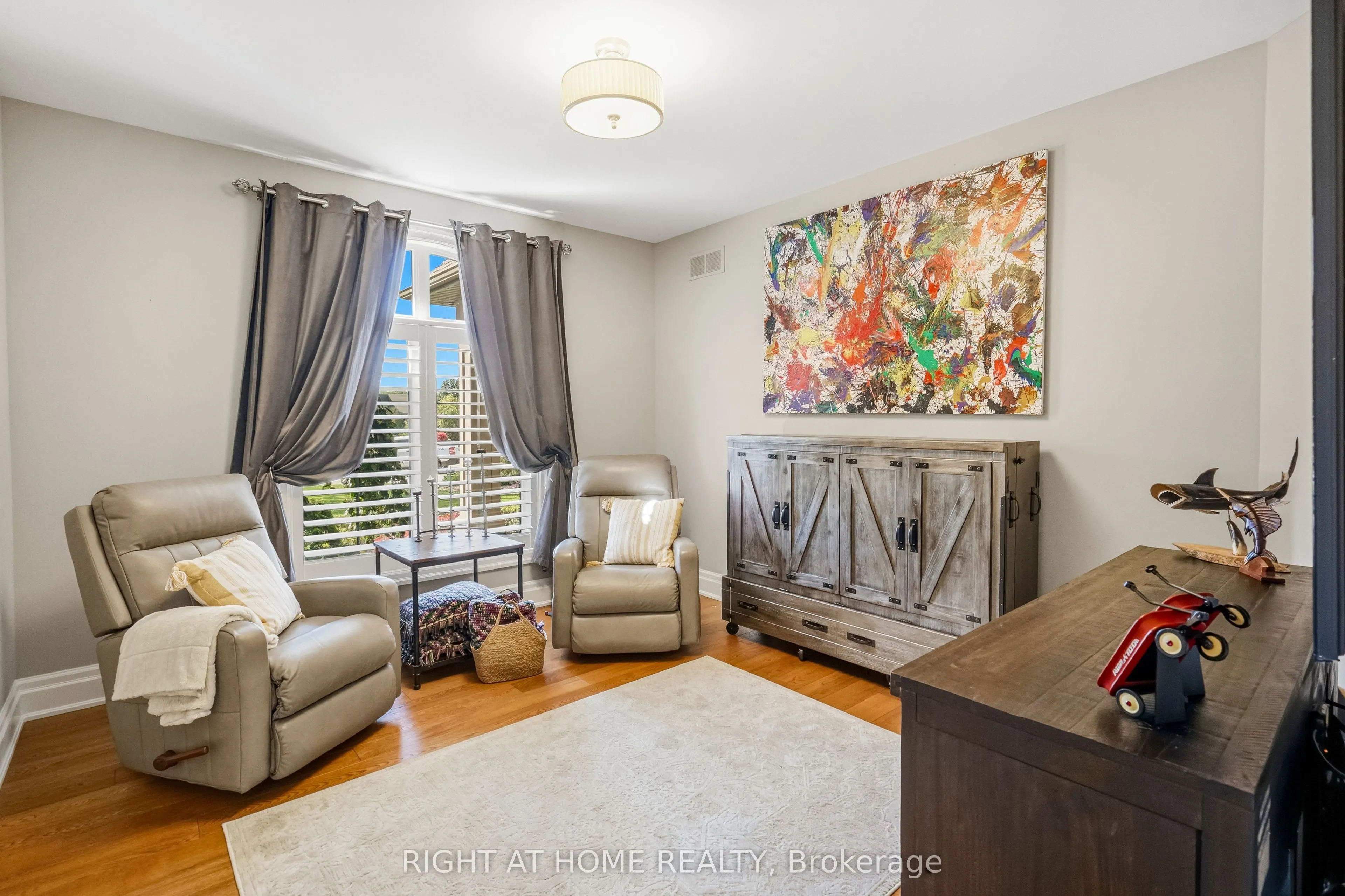 28 Sandalwood Crescent