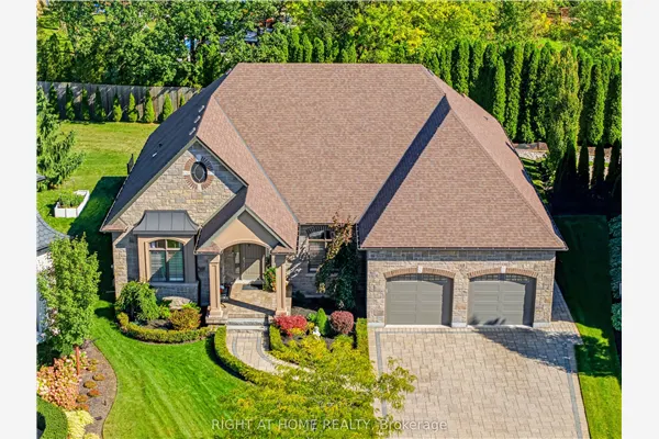 28 Sandalwood Crescent