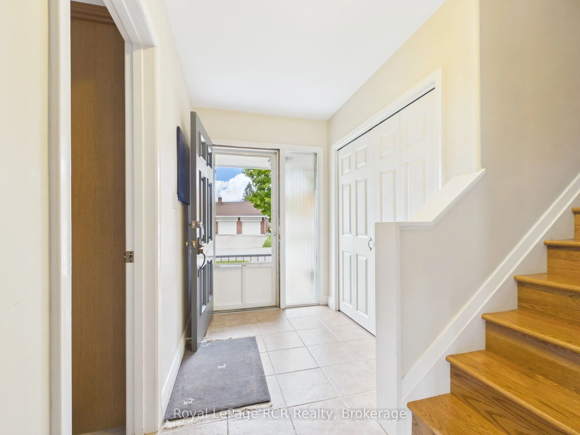 525 6th Street W