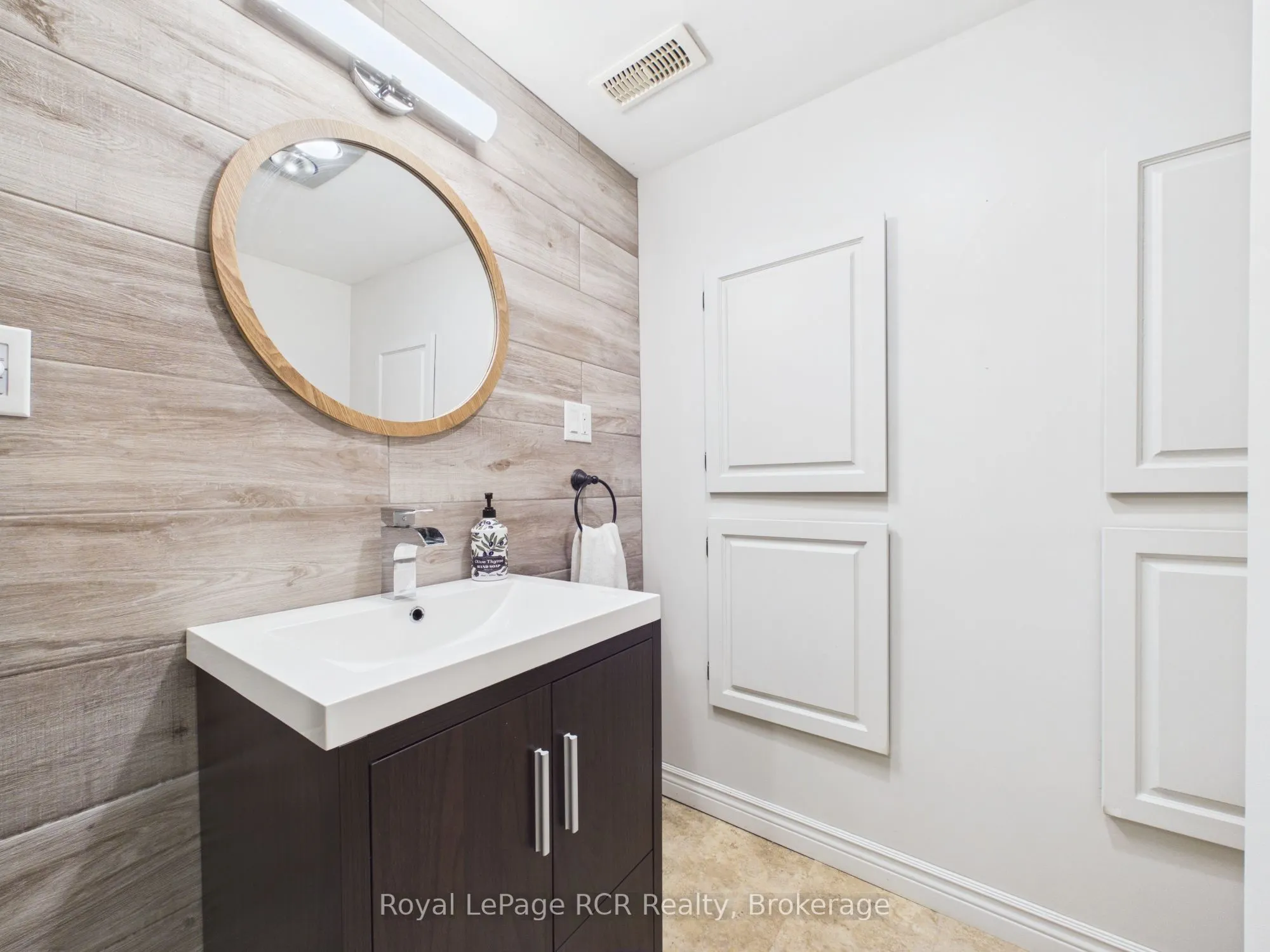 525 6th Street W
