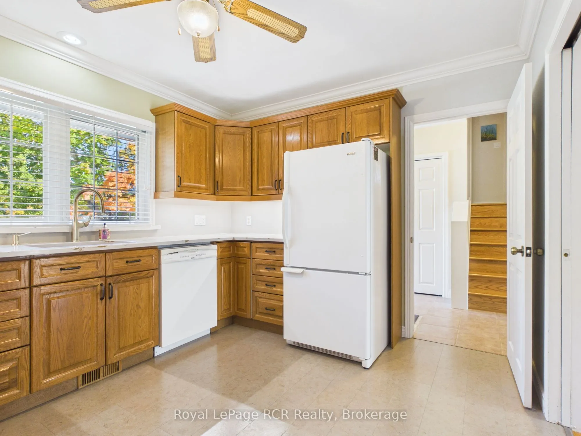 525 6th Street W