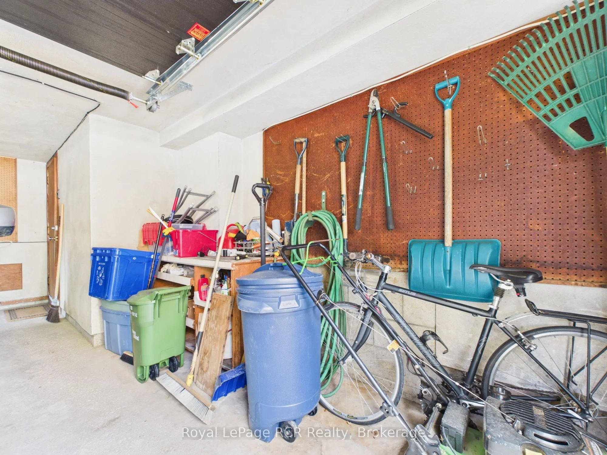 525 6th Street W