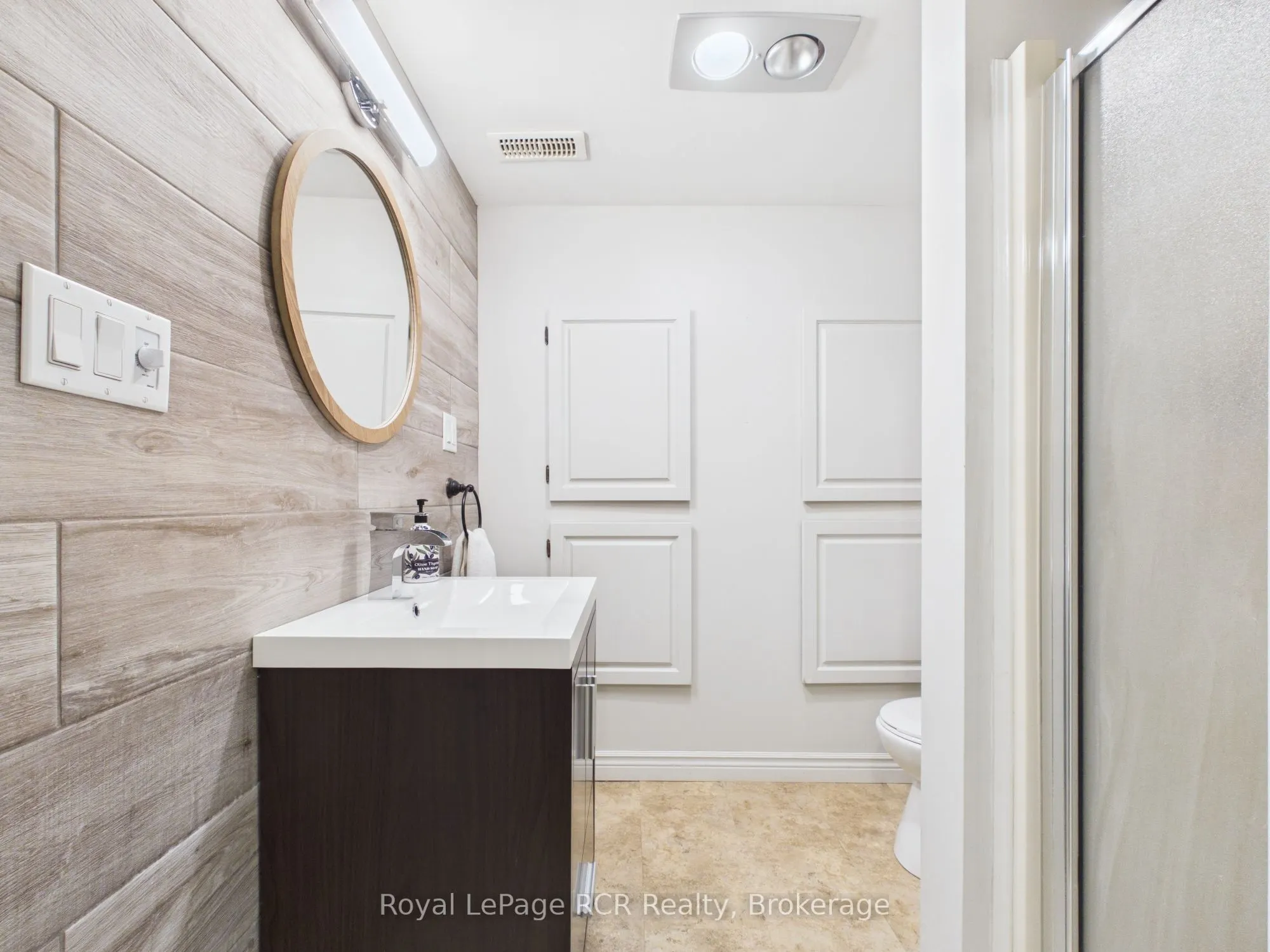 525 6th Street W