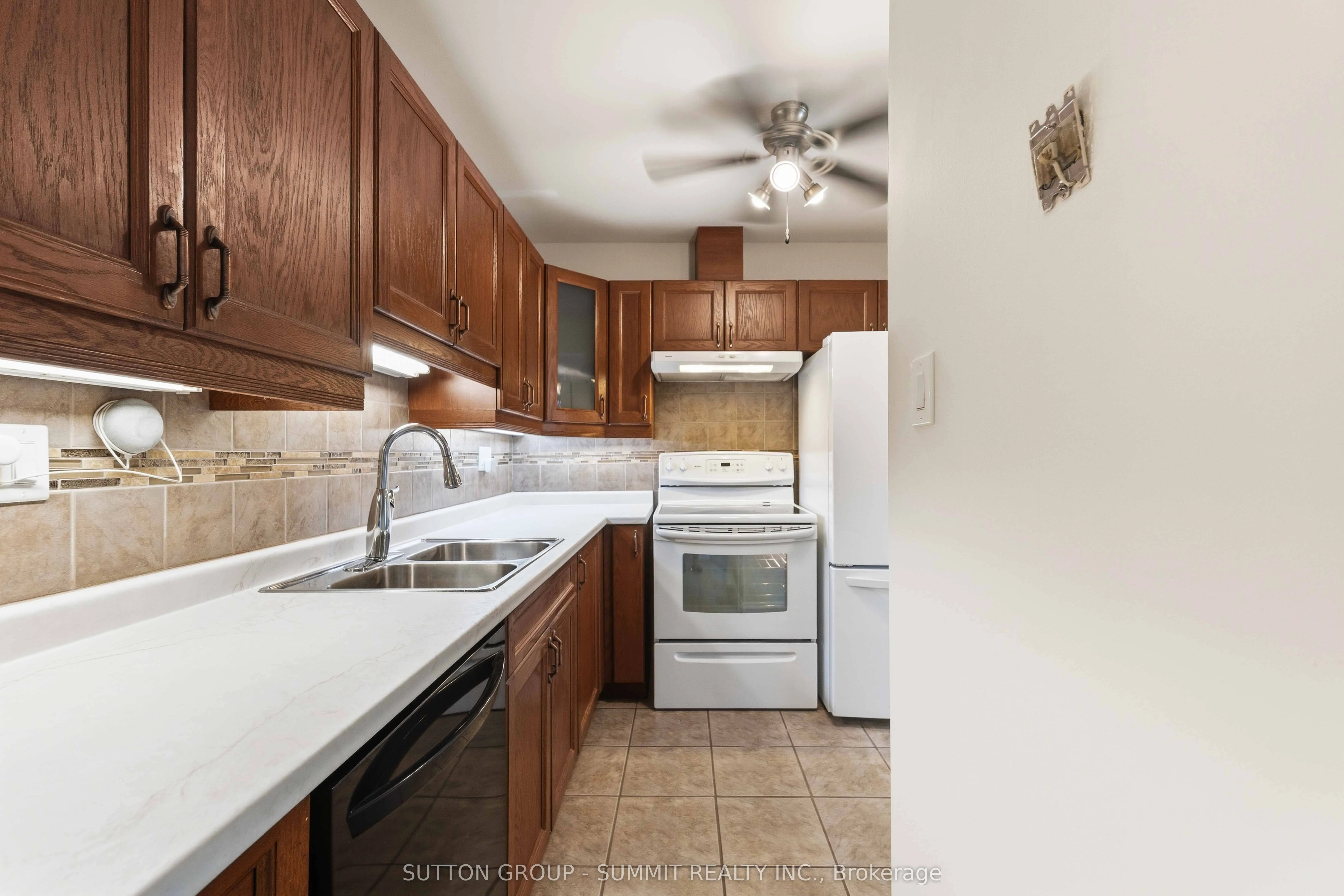 1396 UPPER OTTAWA Street #27
