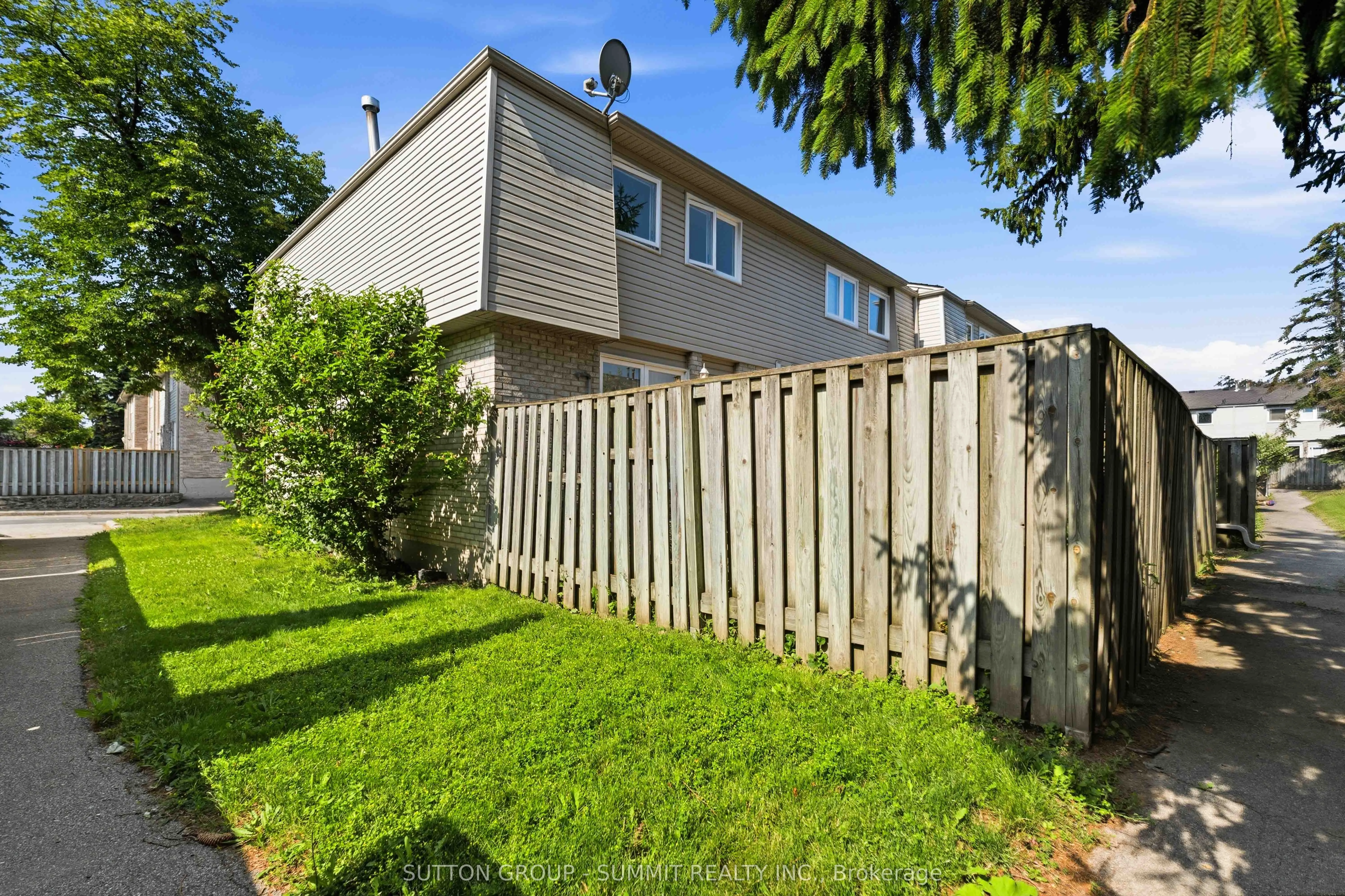 1396 UPPER OTTAWA Street #27